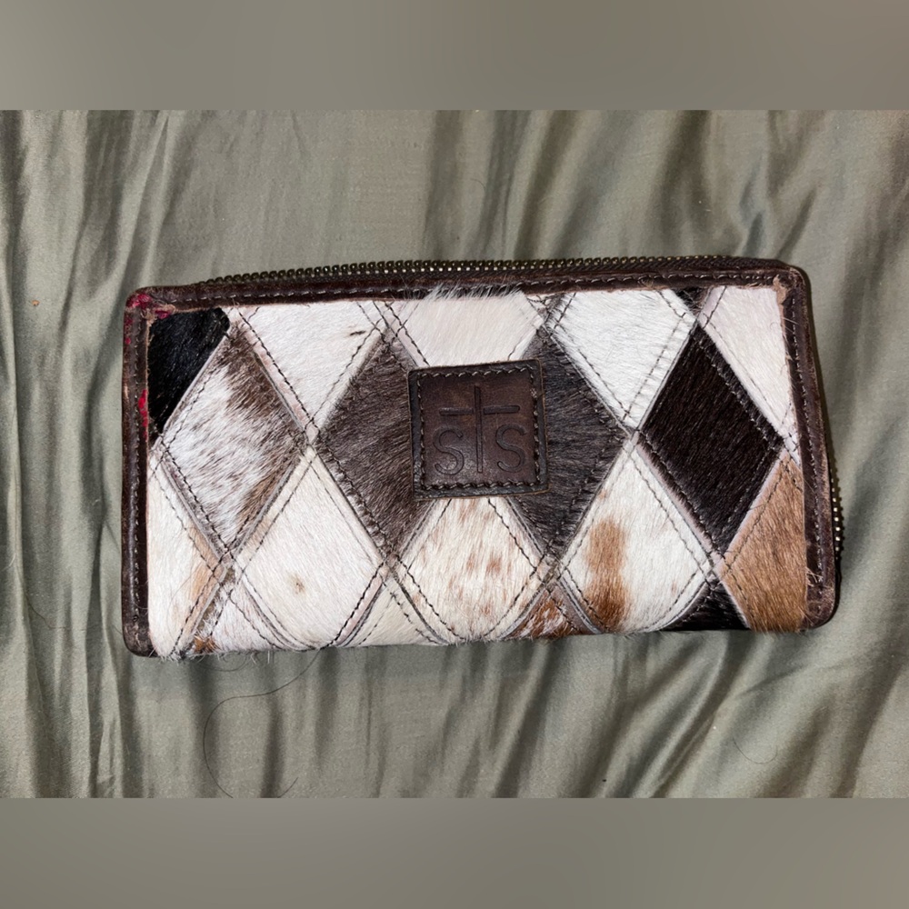 STS Ranchwear Brown and White Wallet